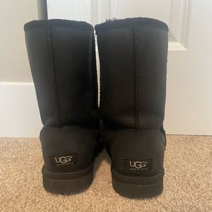 Black leather UGG boats - size 8
